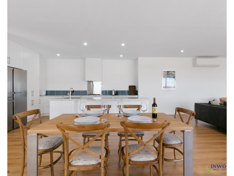8 Davies Road, Pelican Lagoon SA 5222