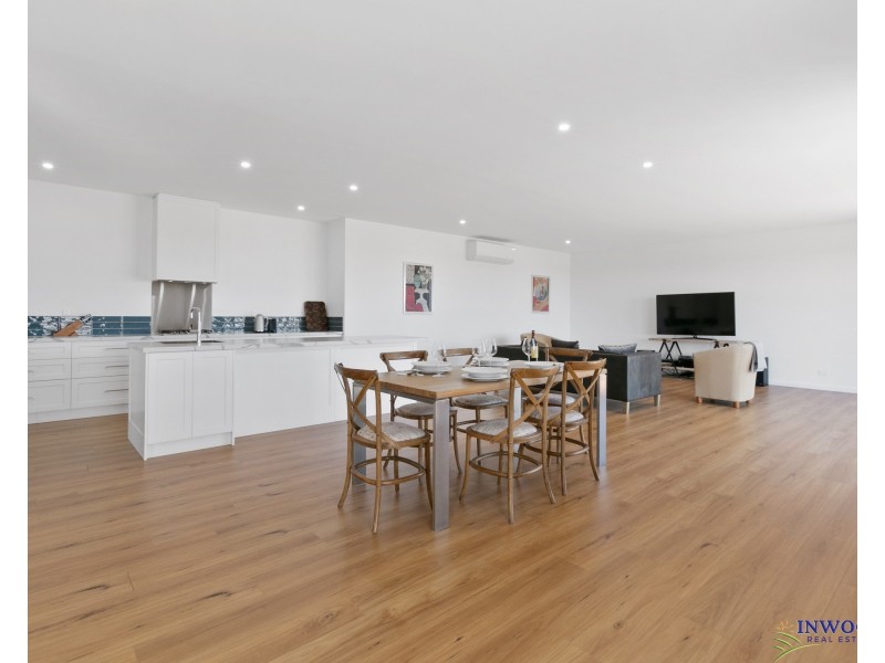 8 Davies Road, Pelican Lagoon SA 5222