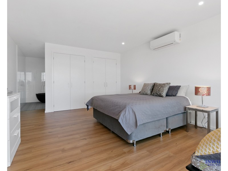 8 Davies Road, Pelican Lagoon SA 5222