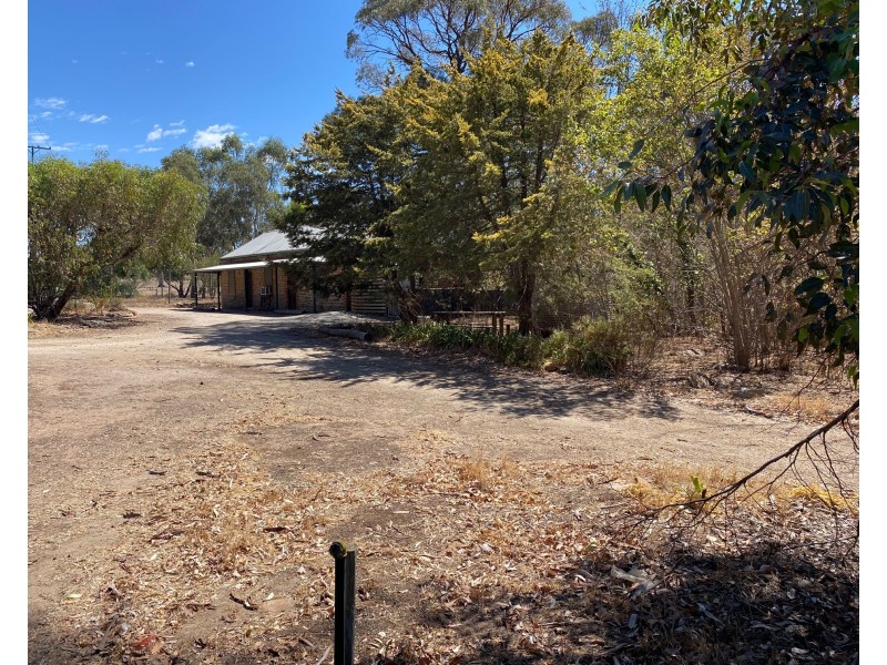 825 Randell Road, Tungkillo SA 5236