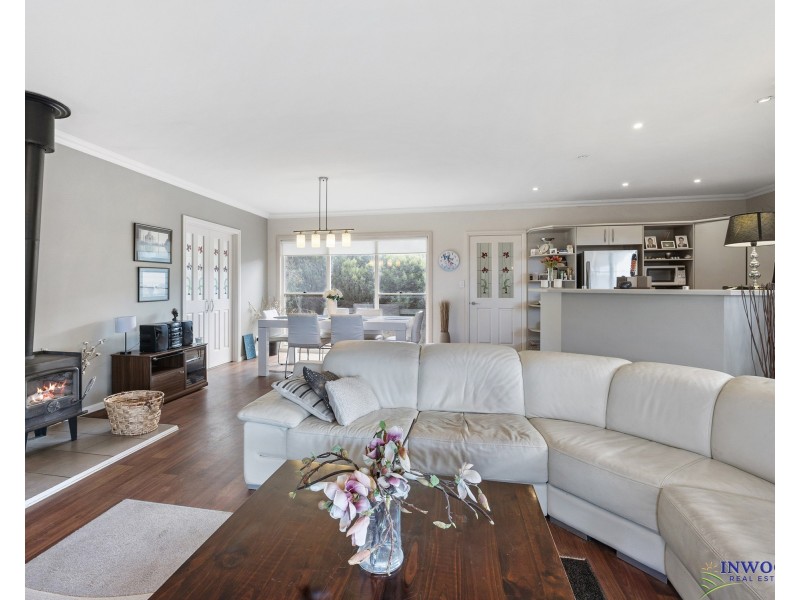 13 Longview Road, American River SA 5221