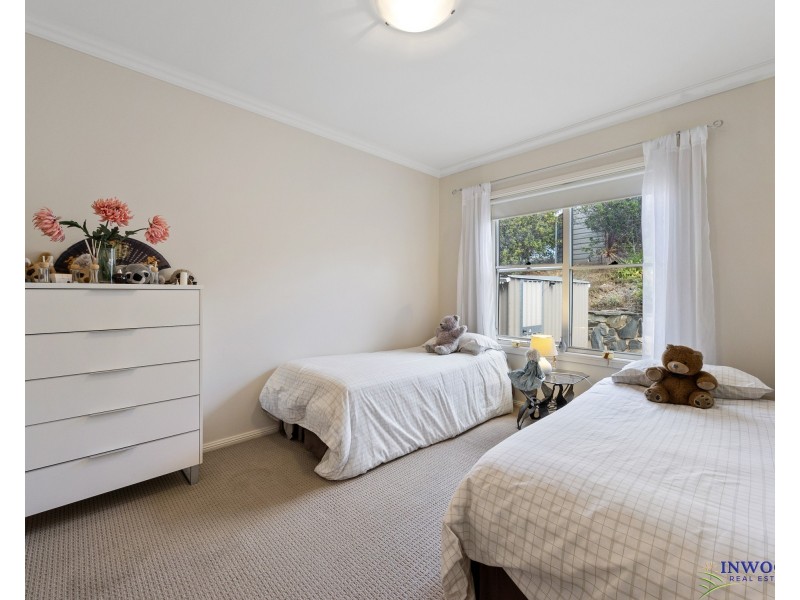 13 Longview Road, American River SA 5221