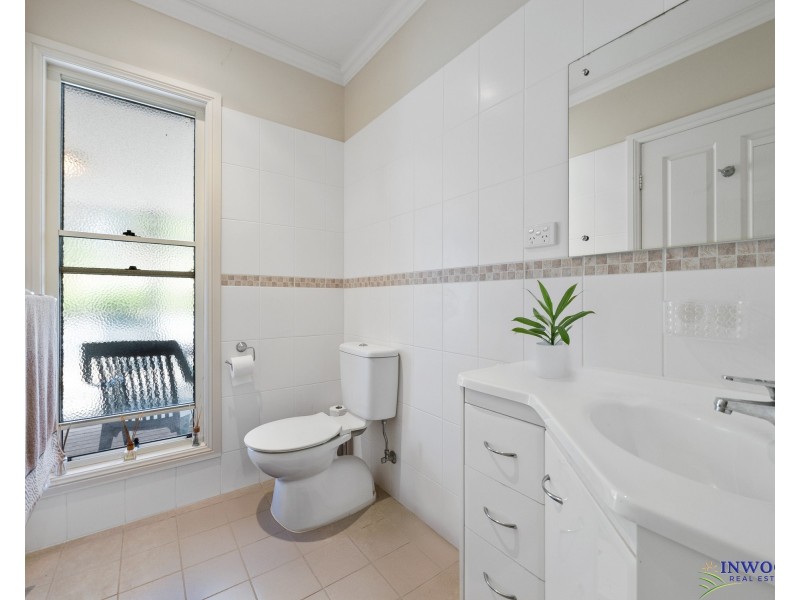 13 Longview Road, American River SA 5221