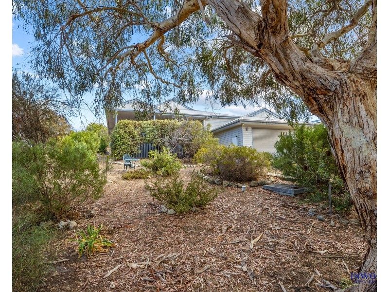 13 Longview Road, American River SA 5221