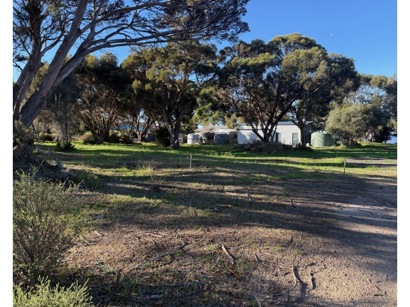 18 Trethewey Court, American River SA 5221