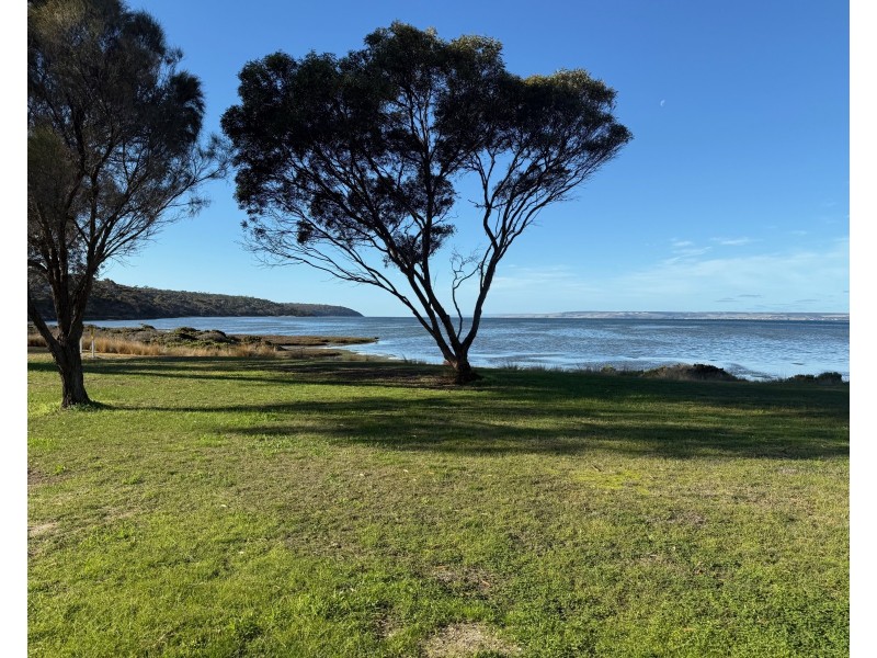 18 Trethewey Court, American River SA 5221