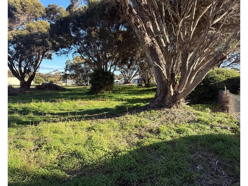 18 Trethewey Court, American River SA 5221