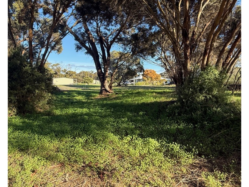 18 Trethewey Court, American River SA 5221