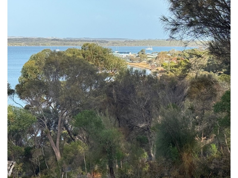 15 Scenic Drive, American River SA 5221