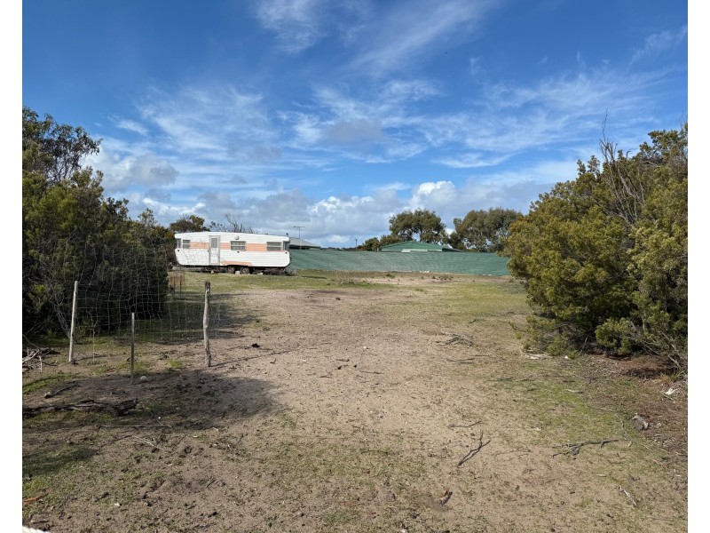 6 Eleventh Street, Sapphiretown SA 5222