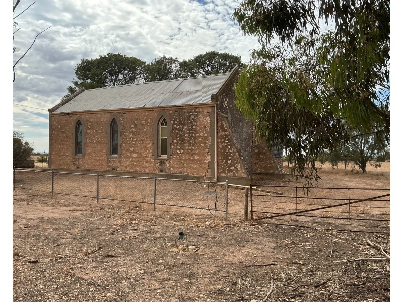 963 Pinery Road, Pinery SA 5460