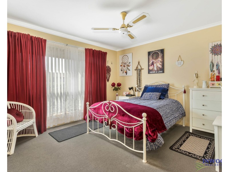 8 Banks Street, Mannum SA 5238