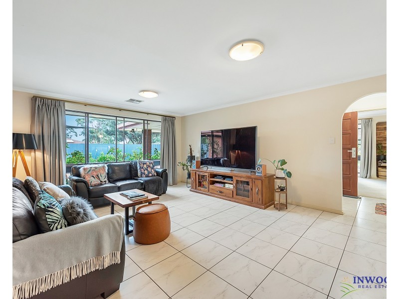 19 Alabar Crescent, Globe Derby Park SA 5110