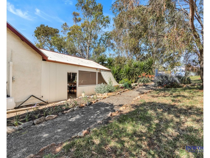 4 Adelaide Road, Palmer SA 5237