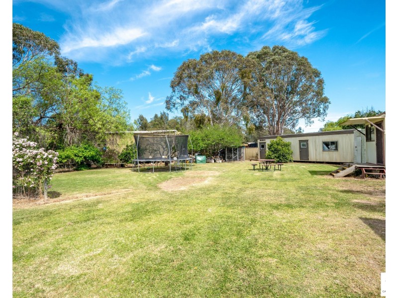 20 Curtis Lane, Catherine Field NSW 2557
