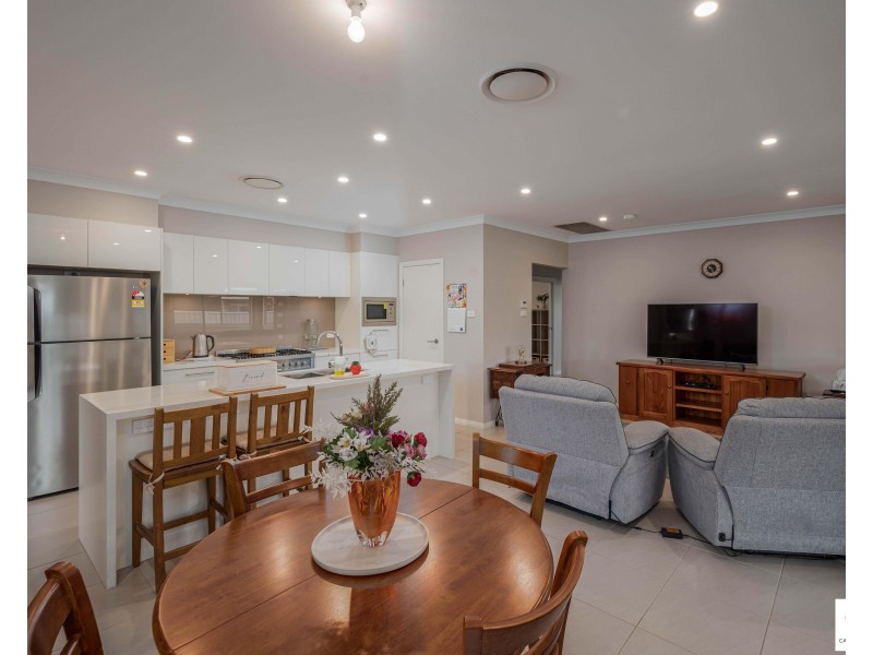 21 Spitzer St, Gregory Hills NSW 2557