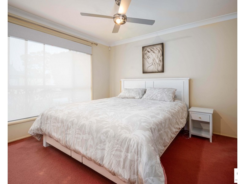 12 BLUE WREN PLACE, Oakdale NSW 2570