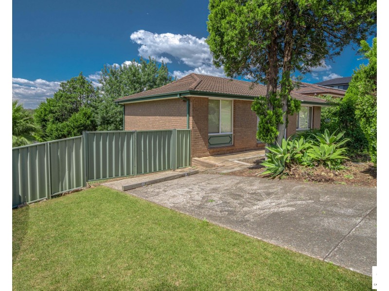 9 Lignite Place, Eagle Vale NSW 2558