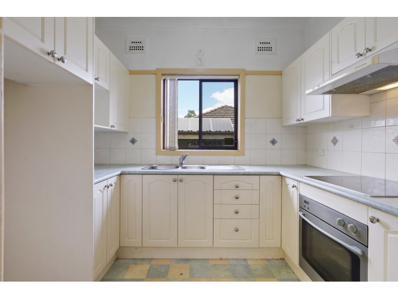 19 Patricia Street, Mays Hill NSW 2145