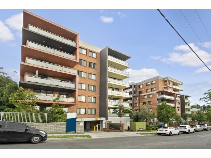 9/15 Young Road, Carlingford NSW 2118
