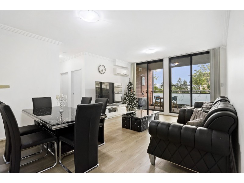 9/15 Young Road, Carlingford NSW 2118