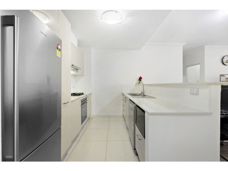 9/15 Young Road, Carlingford NSW 2118