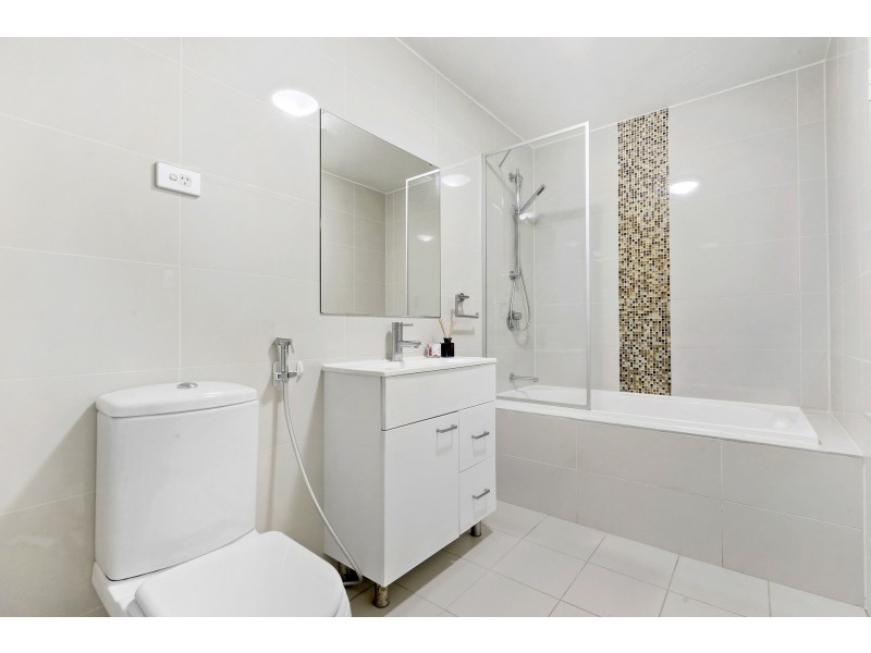 9/15 Young Road, Carlingford NSW 2118