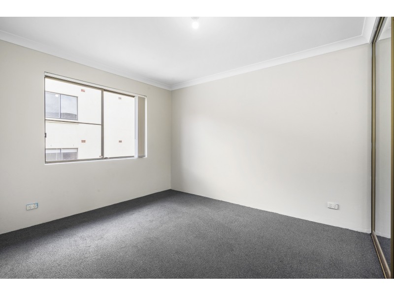 4/25 Allen Street, Harris Park NSW 2150