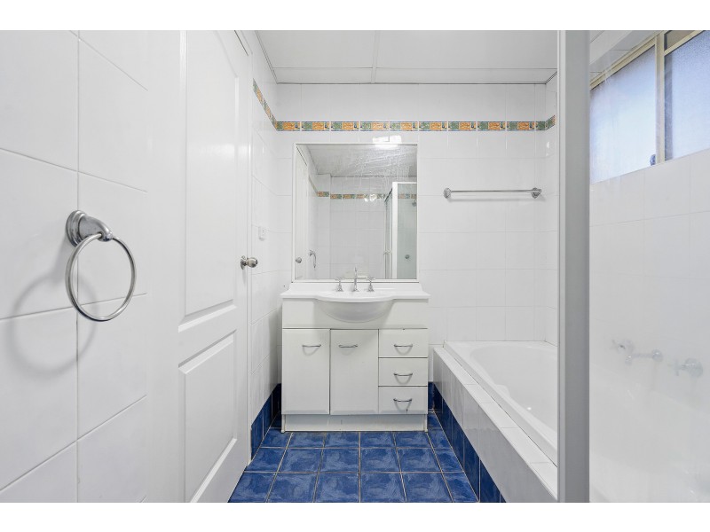 8/32-34 Newman Street, Merrylands NSW 2160