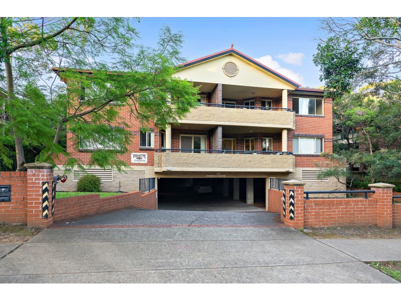 8/32-34 Newman Street, Merrylands NSW 2160