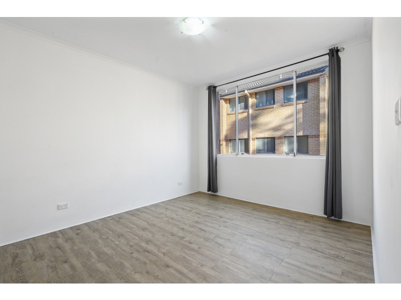 11/11 Caroline Street, Westmead NSW 2145