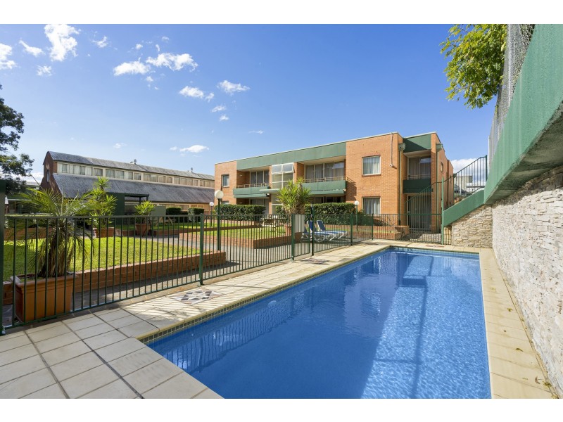 33/8 Hope Street, Rosehill NSW 2142