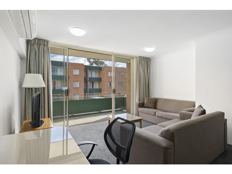 33/8 Hope Street, Rosehill NSW 2142