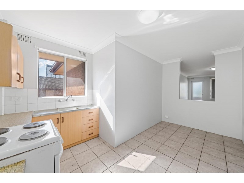 9/15 Station Street West, Harris Park NSW 2150