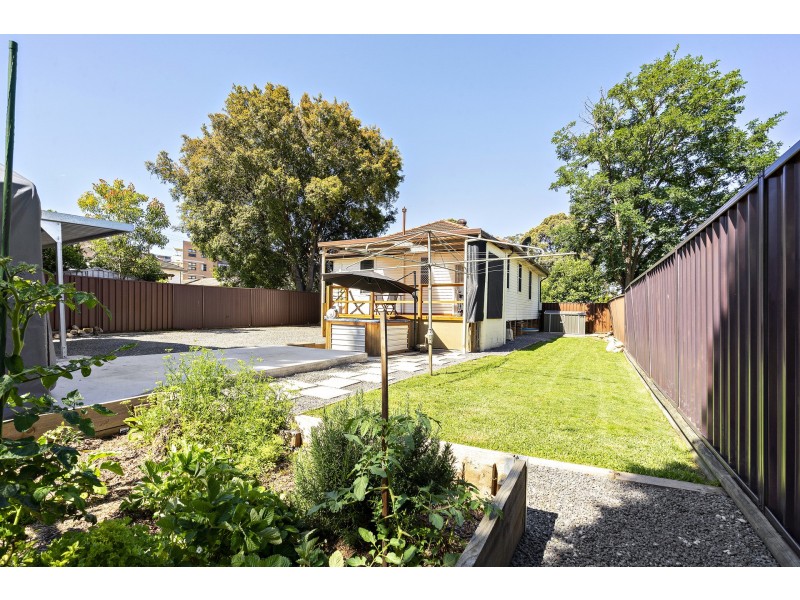 184 Burnett Street, Mays Hill NSW 2145