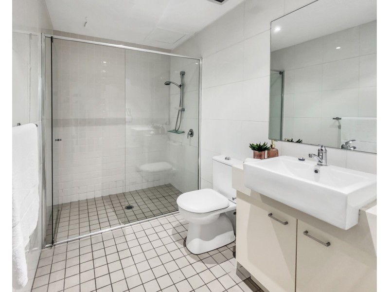 183/33 Hill Road, Wentworth Point NSW 2127