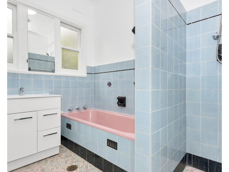 29 Glenn Avenue, Northmead NSW 2152