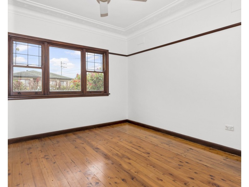 29 Glenn Avenue, Northmead NSW 2152