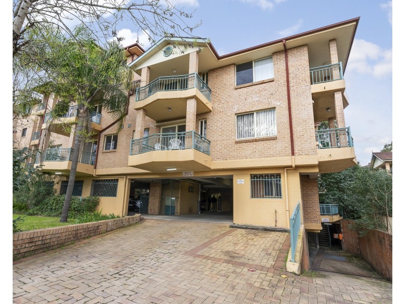 8/59-61 Marsden Street, Parramatta NSW 2150