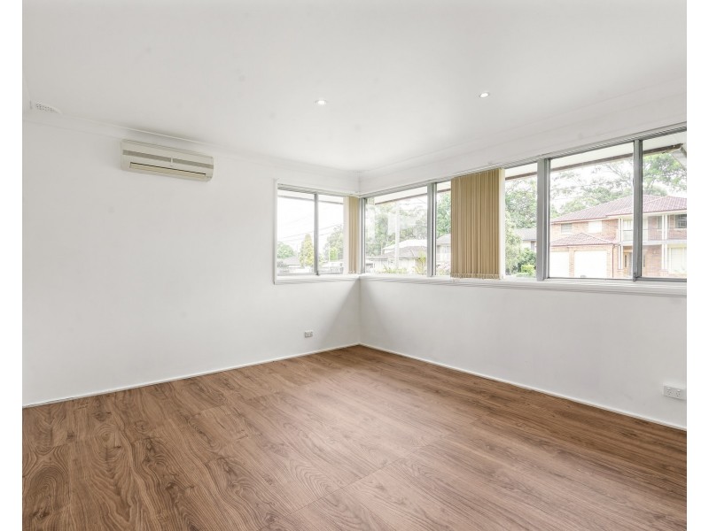 8 Viola Place, Greystanes NSW 2145