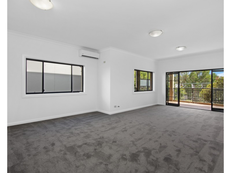 3/11-15 Refractory Court, Holroyd NSW 2142