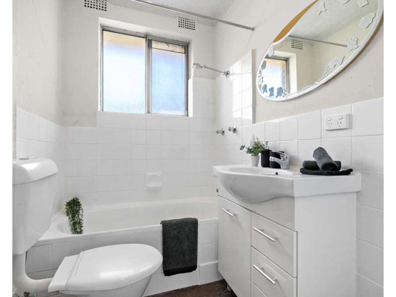 8/20 Wigram Street, Harris Park NSW 2150