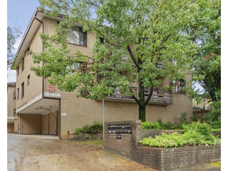 4/11 Brisbane Street, Harris Park NSW 2150