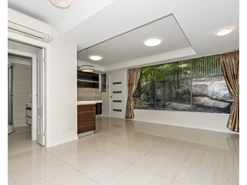 1a Hicks Avenue, South Turramurra NSW 2074