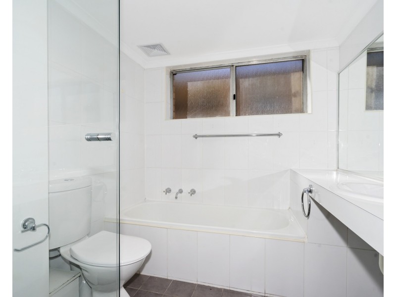 2/10-12 Thomas Street, Parramatta NSW 2150