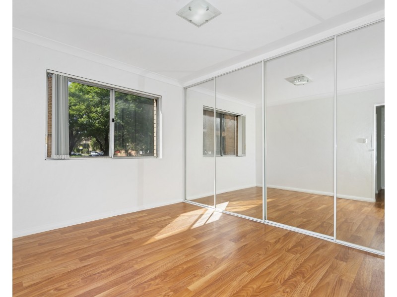 2/10-12 Thomas Street, Parramatta NSW 2150