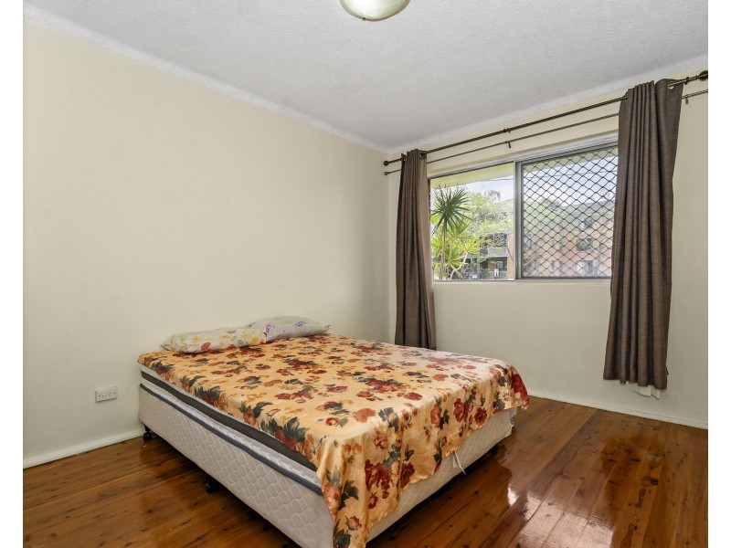 2/24 Birmingham Street, Merrylands NSW 2160