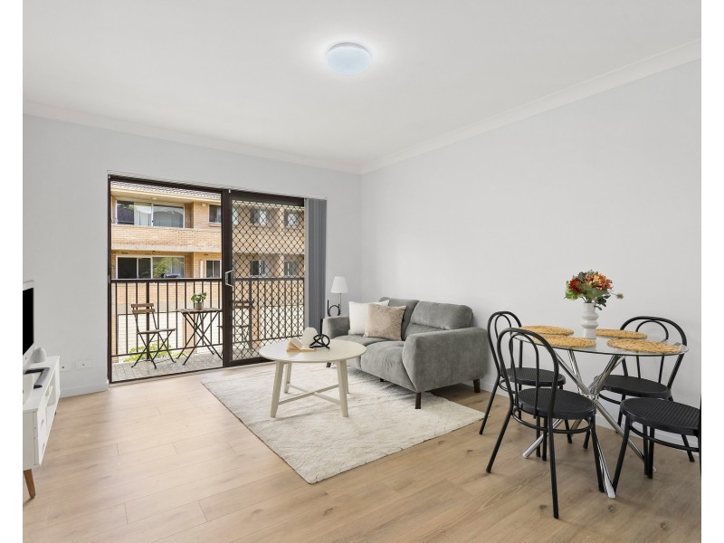 8/27 Wigram Street, Harris Park NSW 2150