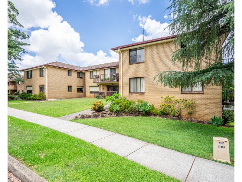 8/27 Wigram Street, Harris Park NSW 2150