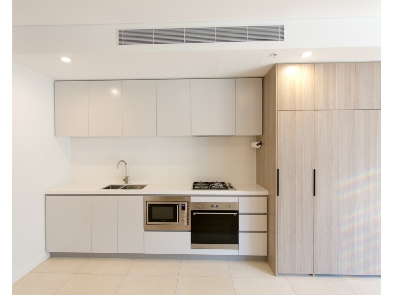 111/5 Maple Tree Road, Westmead NSW 2145